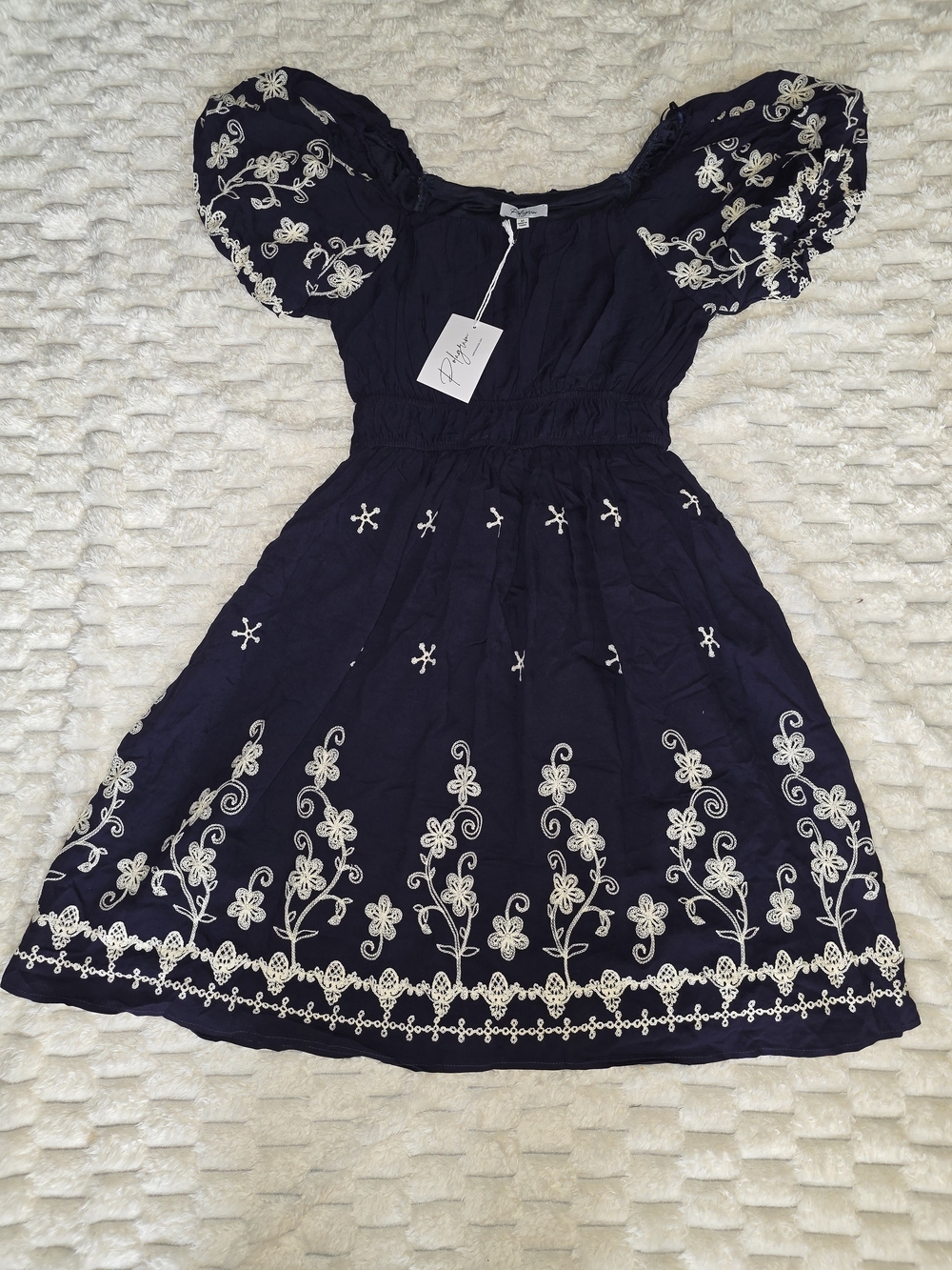Polagram Women's Navy Embroidered Puff-Sleeve Dress